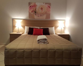 Отель Central Motel Nelson Bay  Нельсон Бэй